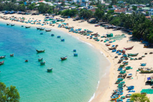 8ニャチャン (へ) ベトナム