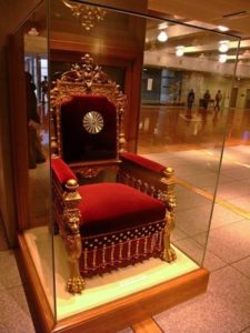 (国会議事堂6)日本一偉い人が座る豪華な席!! 国会議事堂(11)