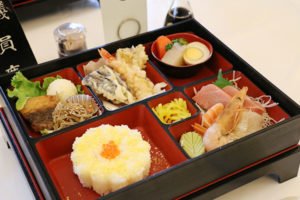 (国会議事堂11)やはり日本の先生たちは 毎日美味しい物を食べていた! 国会議事堂(11)