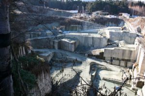 大谷石採掘(栃木)